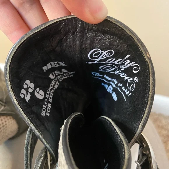 ❤️ Dos de Oro Boots - Picture 11 of 16